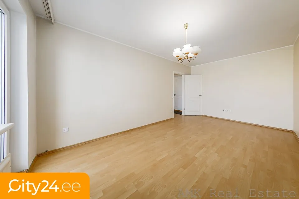 Chambres - Bright 2-Bedroom Flat with Balcony in Lasnamäe