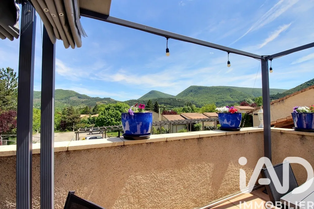 Terrasse - Maison de Caractère avec Terrasse à Sédéron