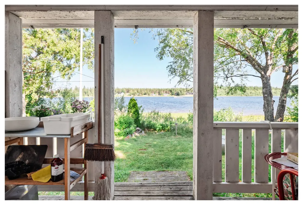 Terrasse - Cottage with Waterfront in Stöcke