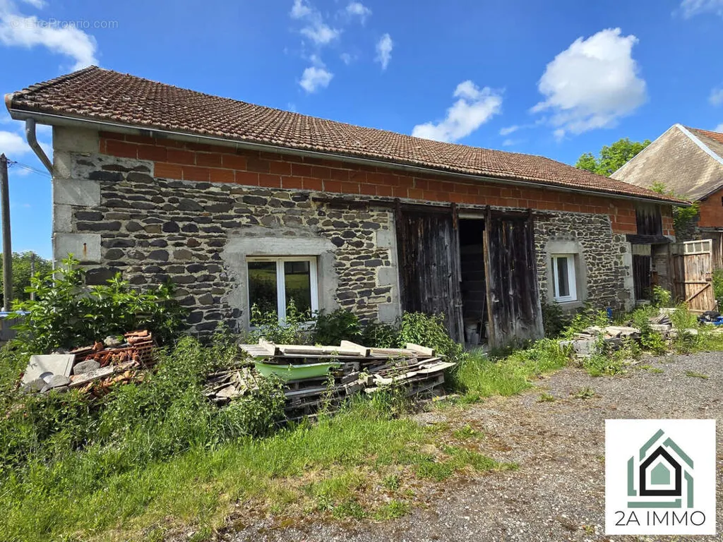 Exterior - Rustic Cottage with Garden in Cisternes-La-Forêt