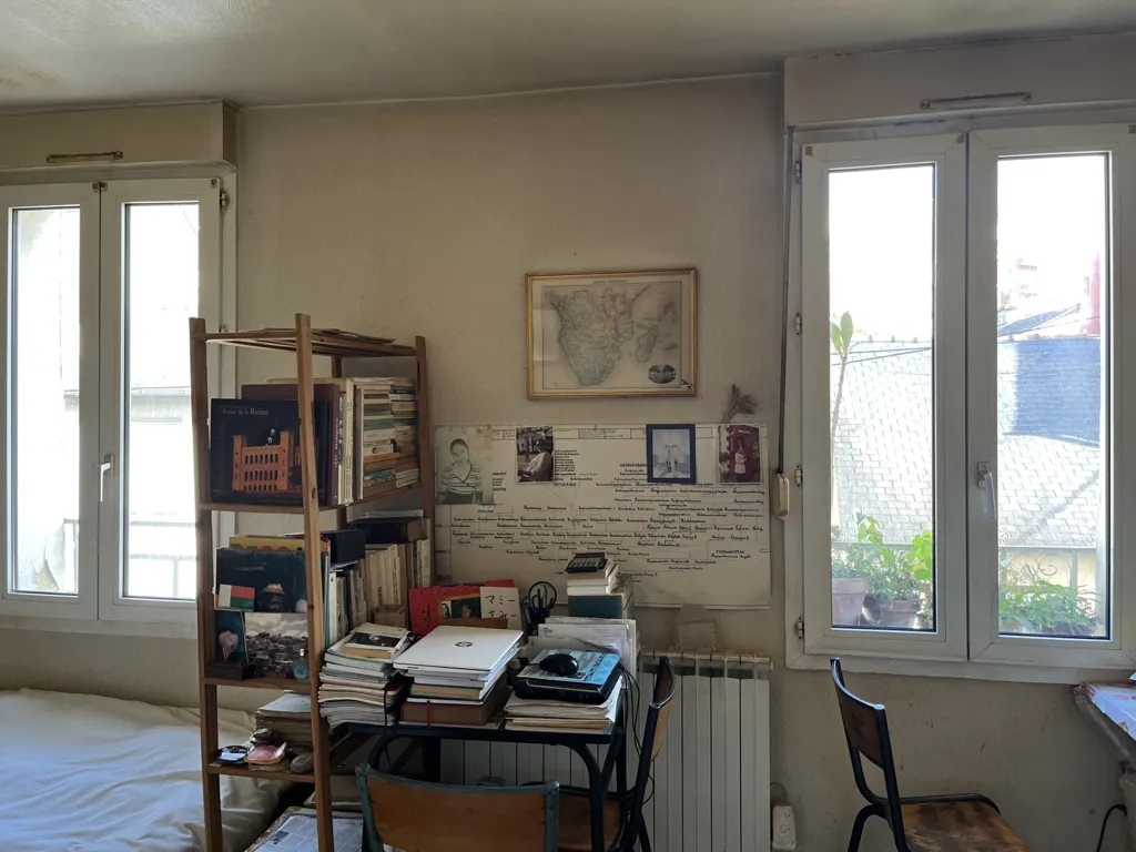 Bureau - Maison avec 2 Studios et Garage à Rennes