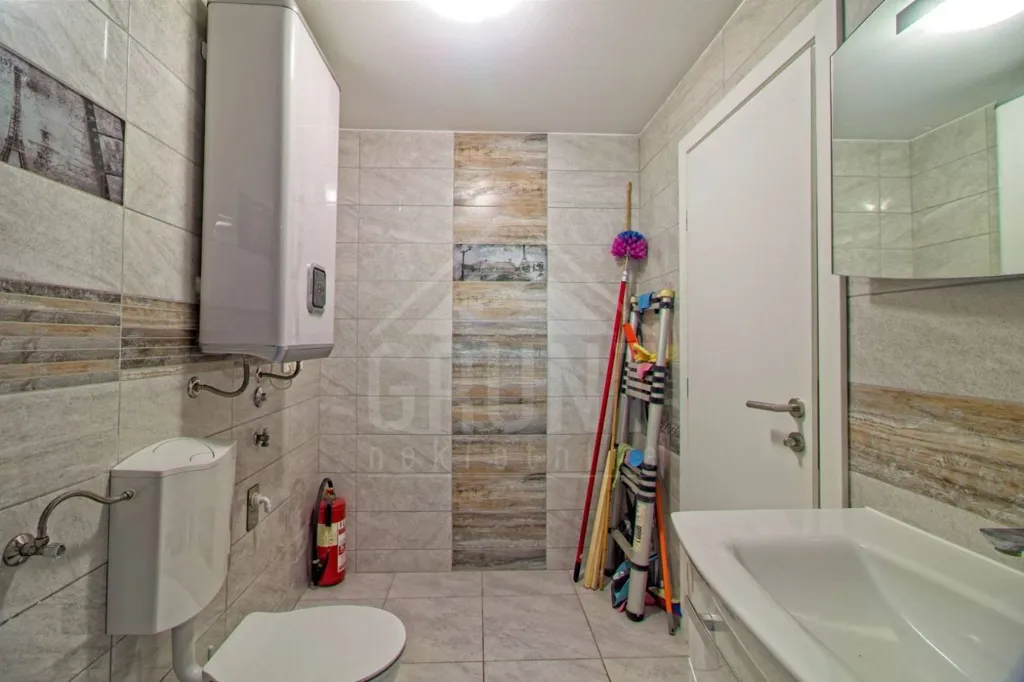 Vannitoad - Secessionist Flat with Park View in Osijek