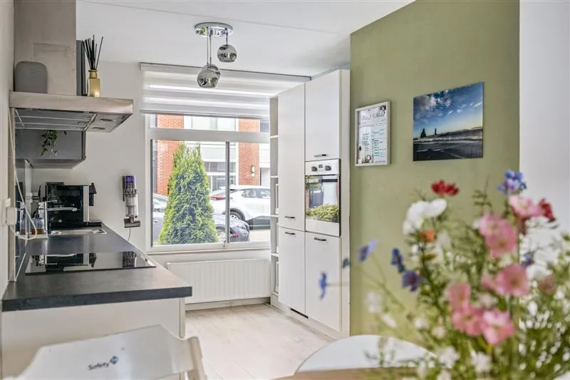 Cuisine - Modern T3 with Garden in Dalem Zuid
