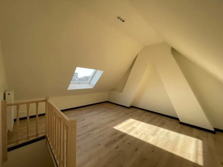 Maison Rénovée avec Terrasse à Orientation Ouest