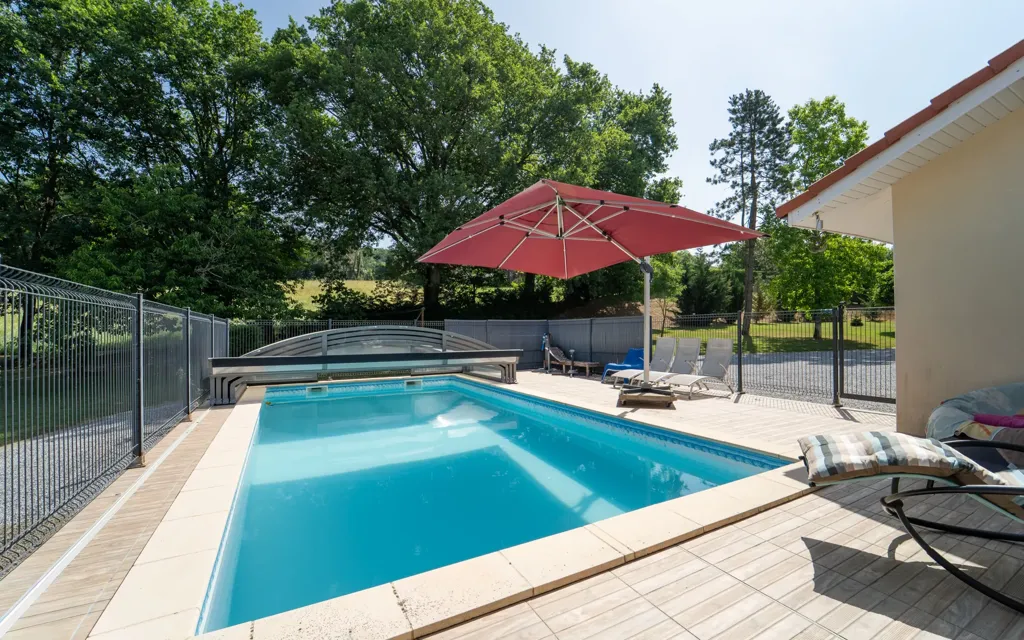 Bassein - House with Pool and Garden in Buanes