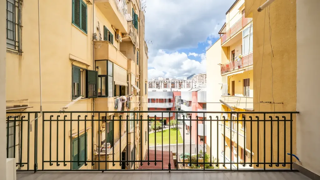 Rõdu - Rented Apartment with Balcony in Palermo