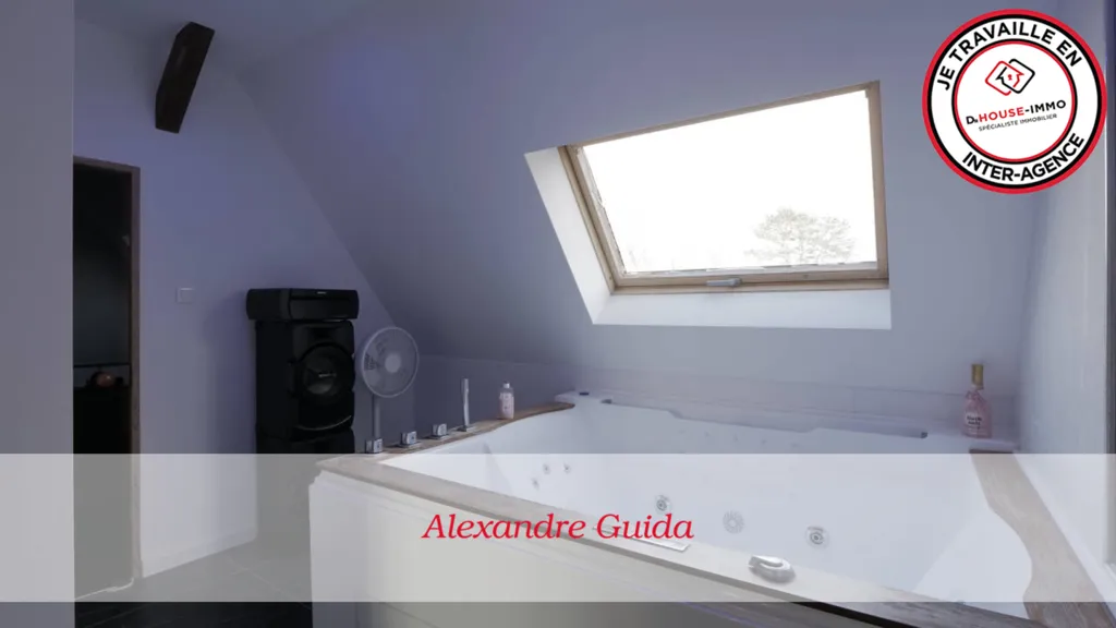 Rooms - 8-Piece House with Jacuzzi in Sarralbe