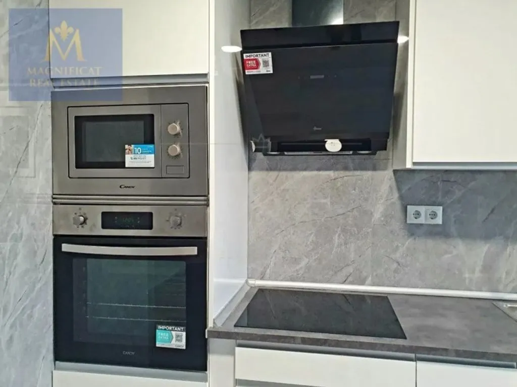 Cuisine - Remodelled 2-Bedroom Apartment in Central Oeiras