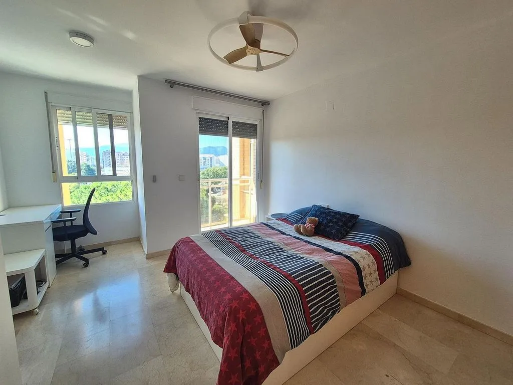 Dormitorios - Ático duplex con terraza en Carrer de l'Estatut Valencià