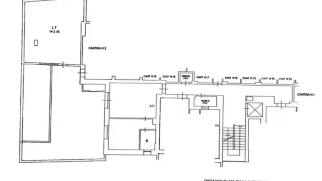 Plan - Ristruttured Apartment with Terrace in Rome