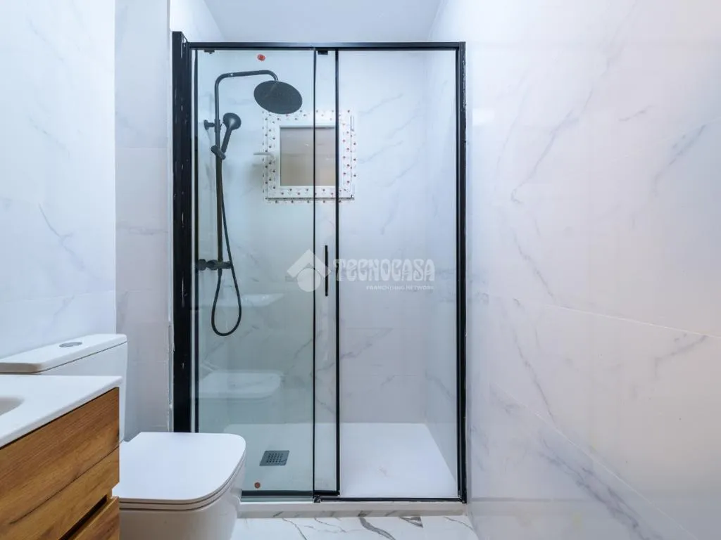 Salles de bain - Fully Renovated Flat Near Beach in Tarragona