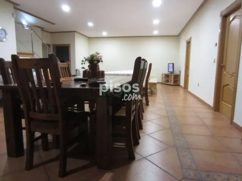 Salle à manger - Maison 7 chambres à ES