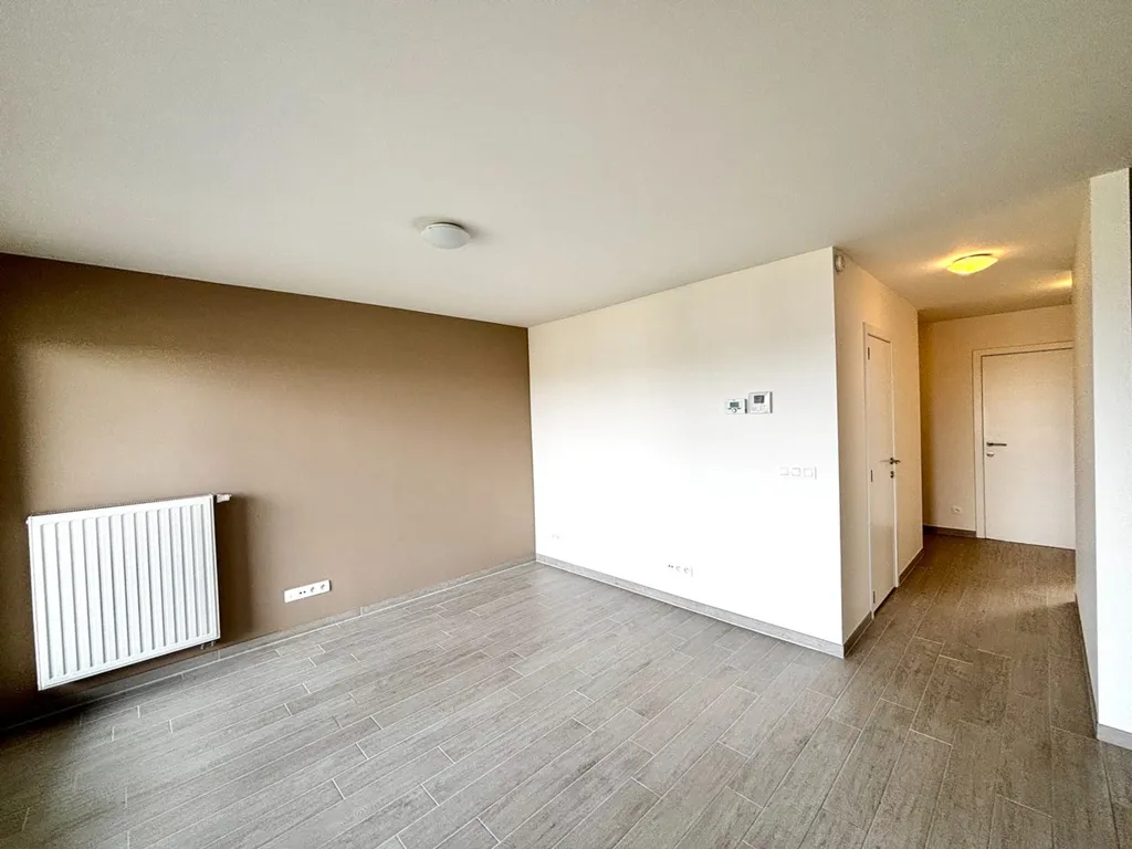 Toad - Flat with Lift in Detached Building