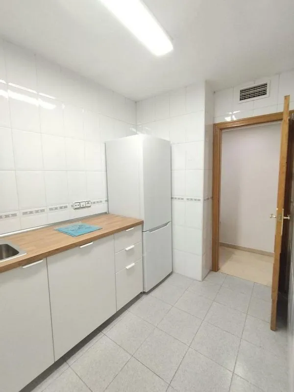 Cuisine - Furnished Flat with Balcony in Murcia Centre