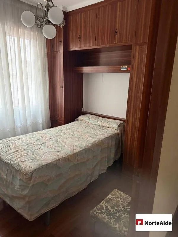 Chambres - Apartment with Balcony and Terrace in Arrontegi Centre