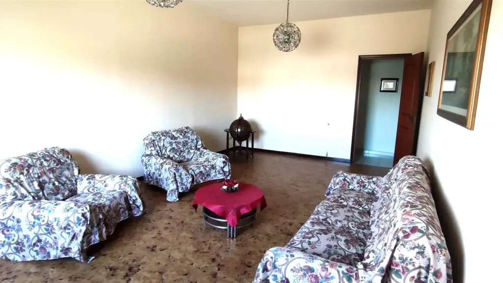 Séjour - Appartement 6 pièces à IT