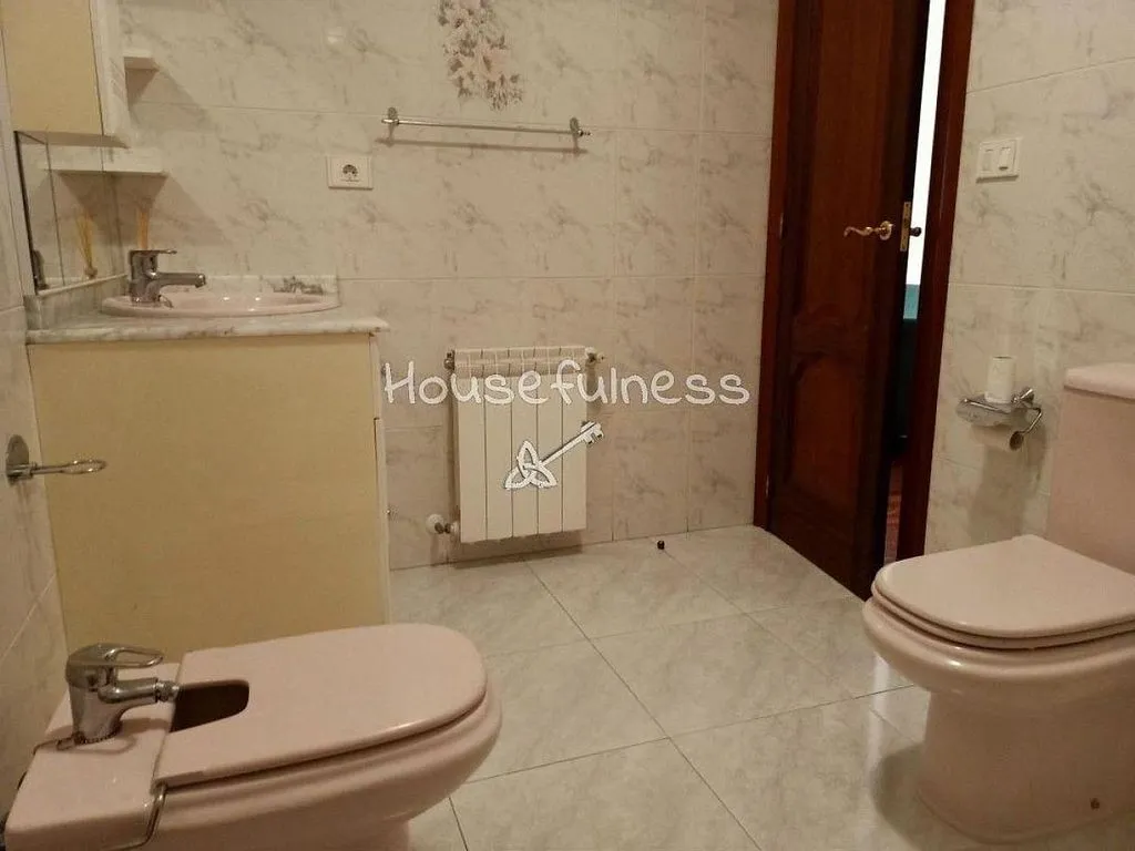 Bagni - Fully Furnished Flat in Central Narón