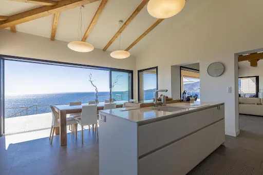 Köök - Luxury Villa with Sea View in Sagone