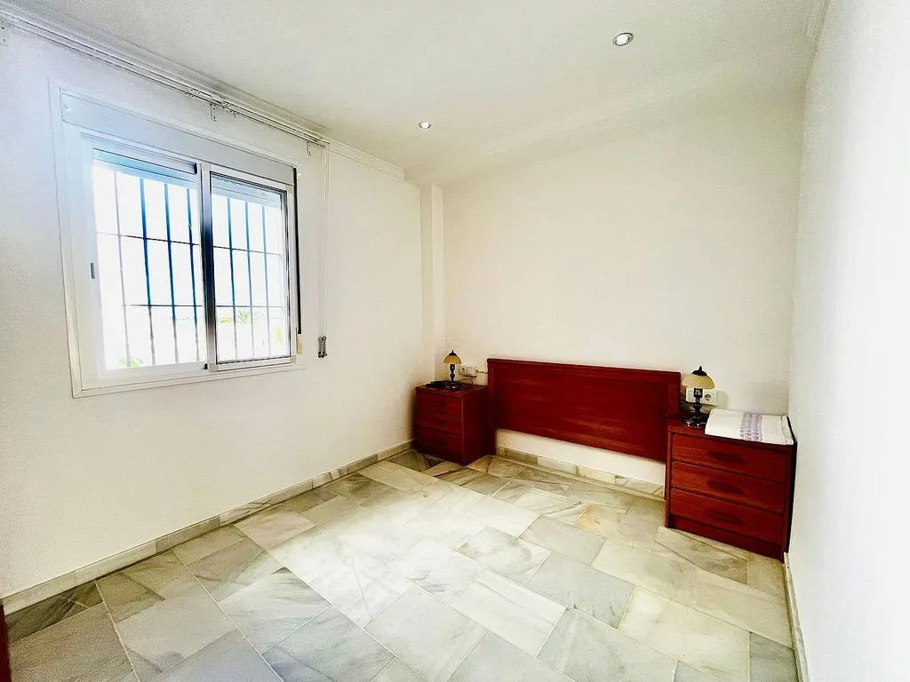 Toad - Bright Apartment with Terrace in Bonanza