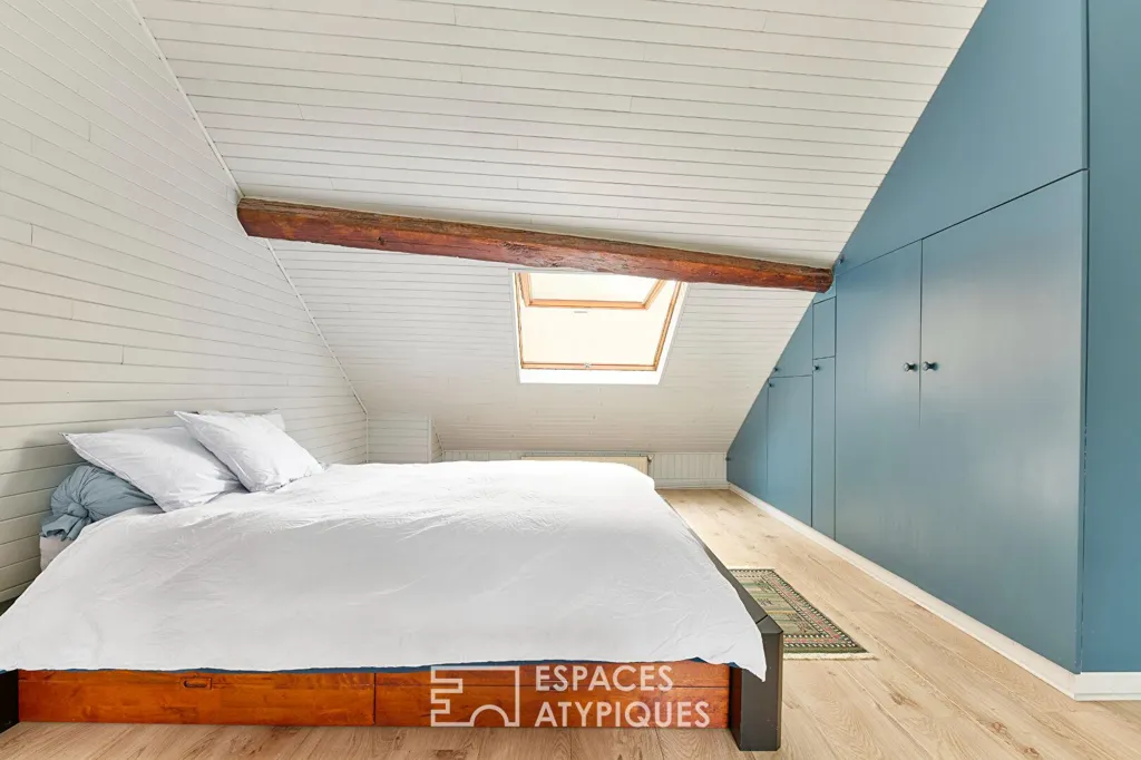 Chambres - Triplex Lumineux en Dernier Étage à Paris