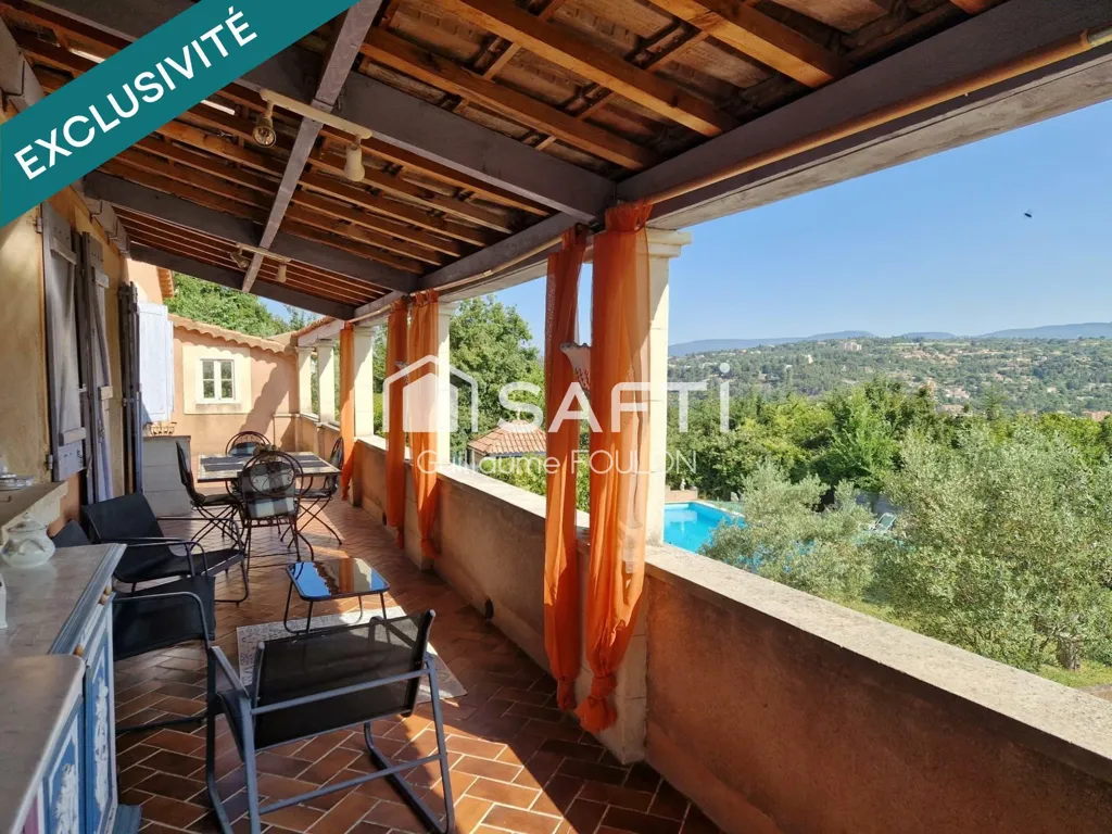 Terrasse - Maison Ancienne avec Jardin à Saignon