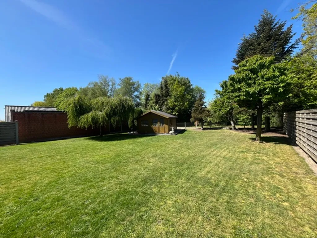 Aed - Spacious House with Garden in Aalter