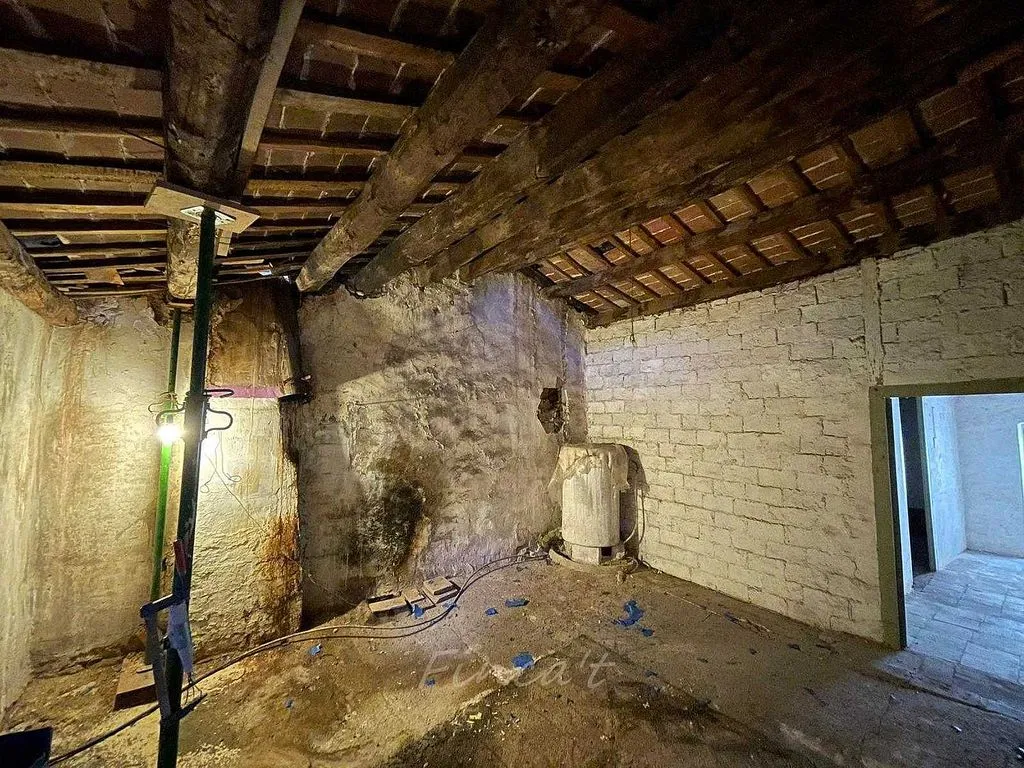 Toad - Stone Semi-detached House with Garden in Moià