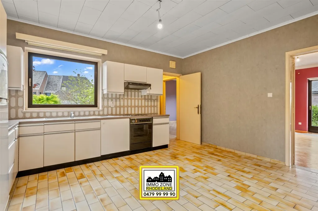 Kitchen - Spacious Bungalow with Garden in Oosterzele