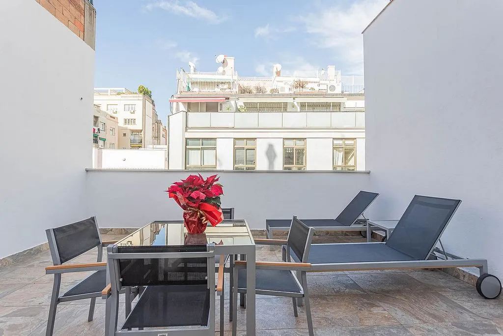 Terrazza - Duplex with Terrace in Sant Gervasi, Barcelona