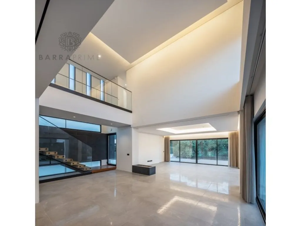 Living Room - Contemporary Villa with Golf View in Vilamoura