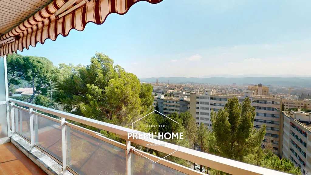 Rõdu - Studio with Terrace in Aix-en-Provence