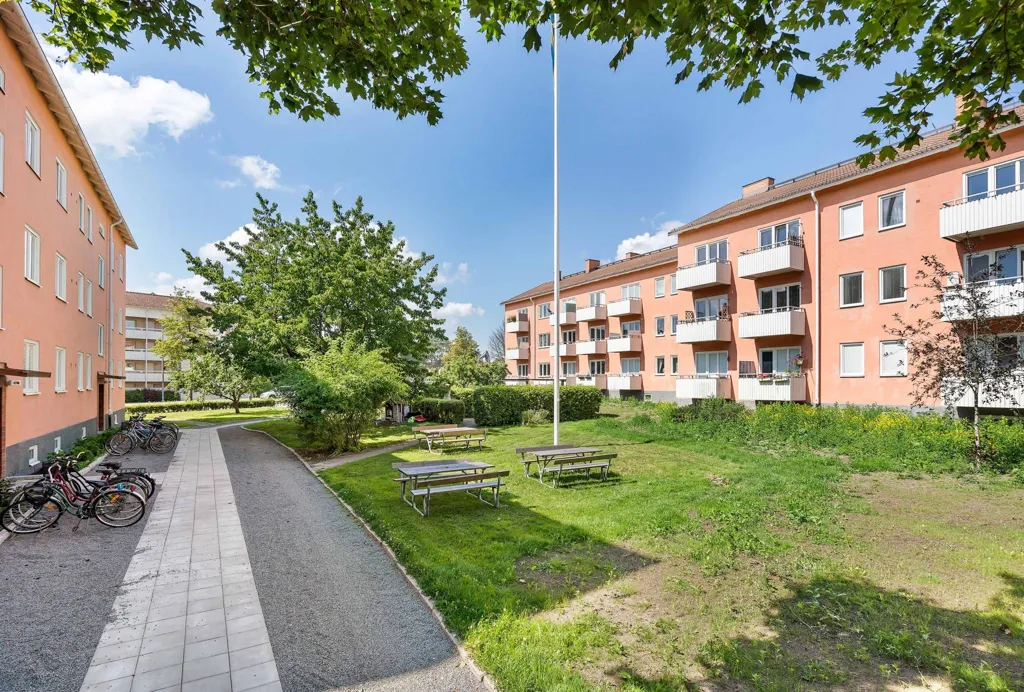 Giardino - 40s Flat with Balcony in Uppsala