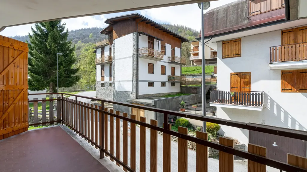 Rõdu - Mountain Apartment with Balcony in Crissolo