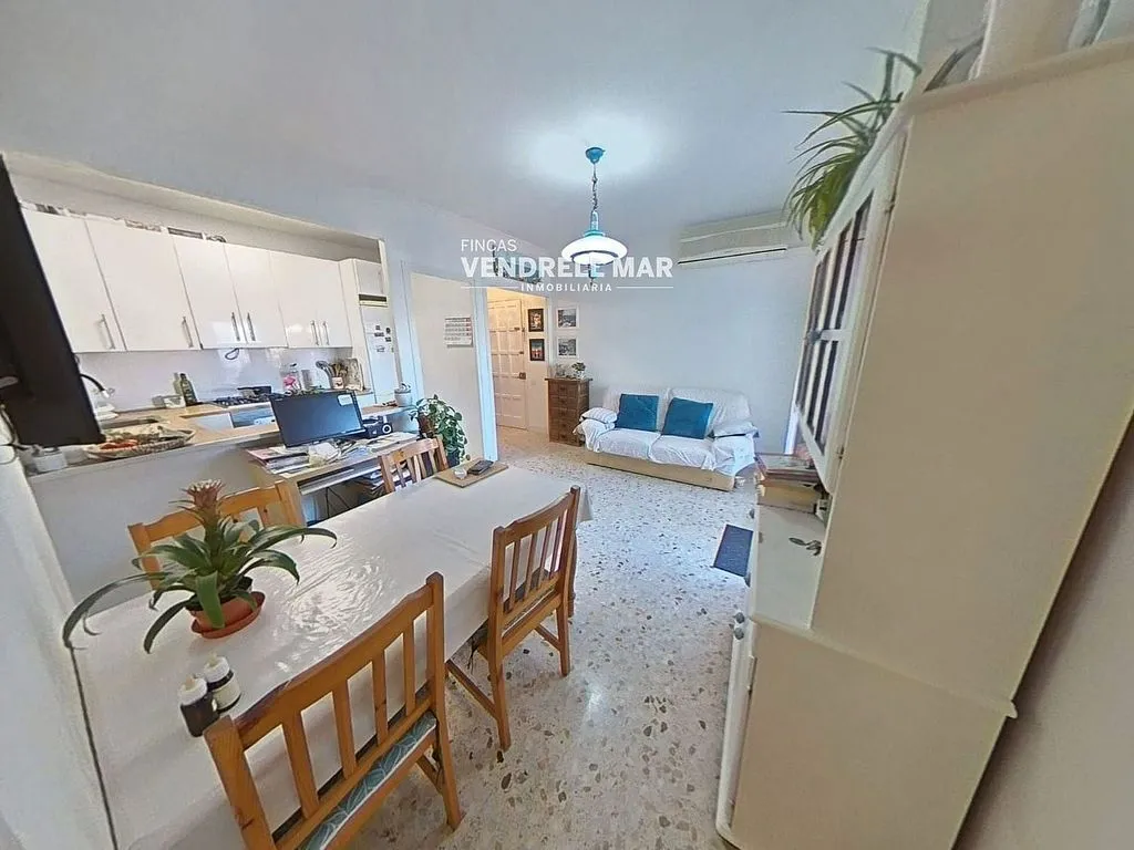 Salle à manger - Apartment with Terrace in Calafell Poble