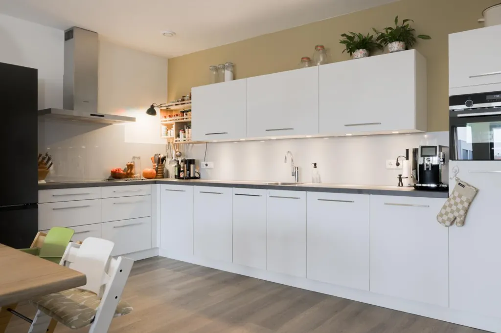 Cuisine - Luxury Waterfront Apartment in Doetinchem