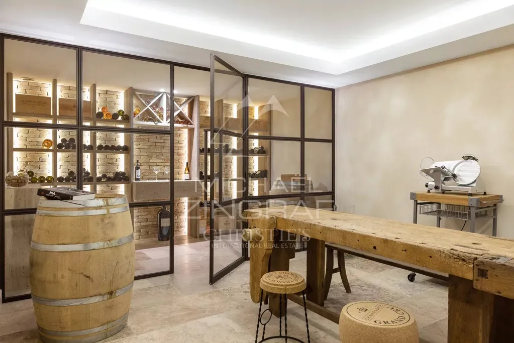 Toad - Bastide-Style Villa with Pool in Mougins