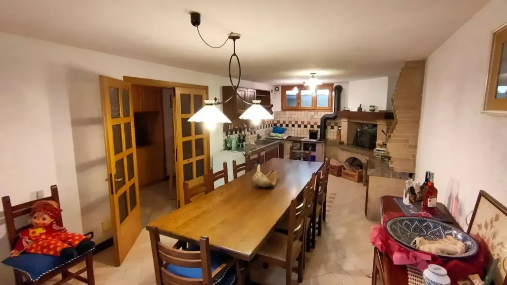 Söögituba - Villa with Private Garden in Udine