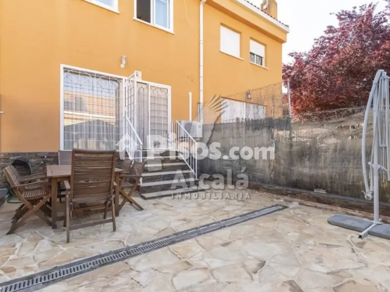 Terrasse - Adosado with Jacuzzi in Torrejón del Rey