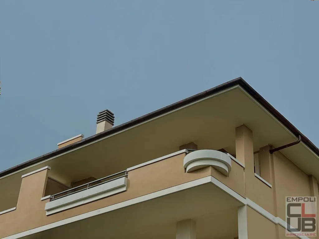 Välivaade - Attico with Terraces in Empoli Centre