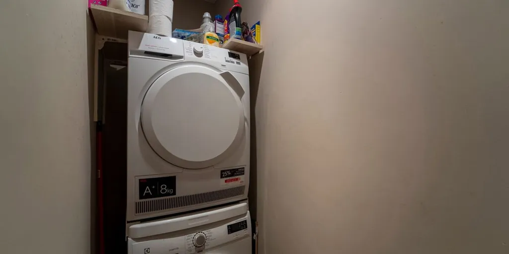 Utility Room - Apartment with Lift in Elsene