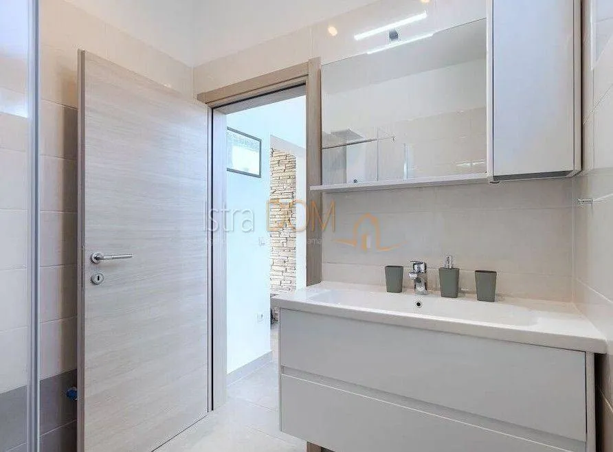 Bagni - Modern Bungalow with Pool in Ližnjan
