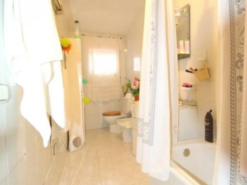 Salles de bain - Traditional Chalet with Historic Charm in Cáceres