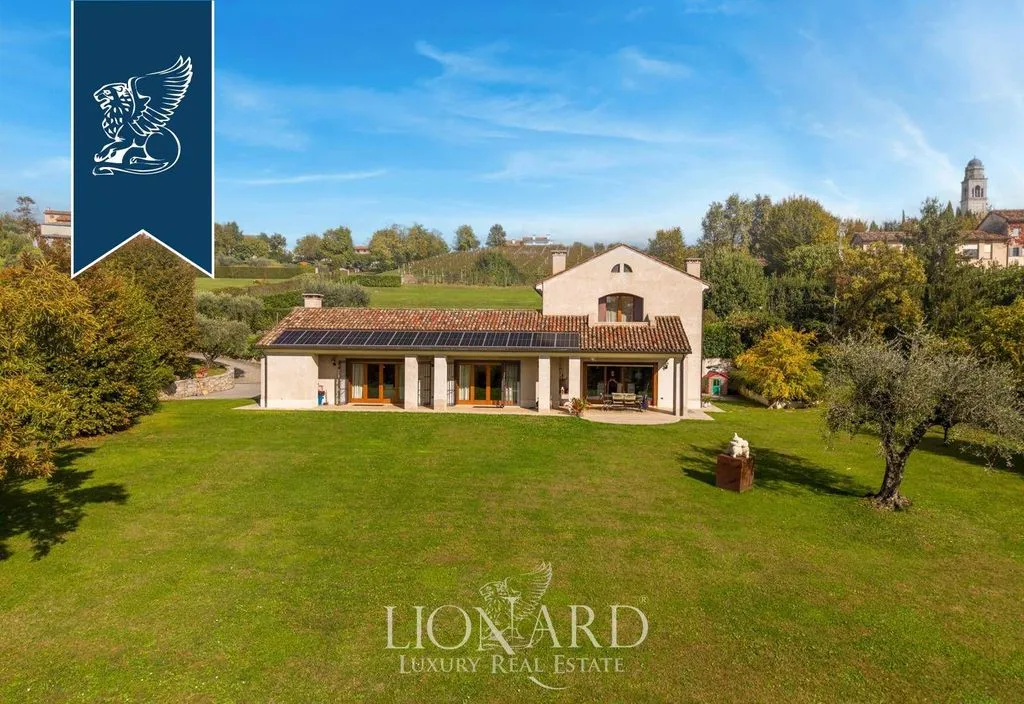 Exterior - Luxury Villa with Private Park in Conegliano