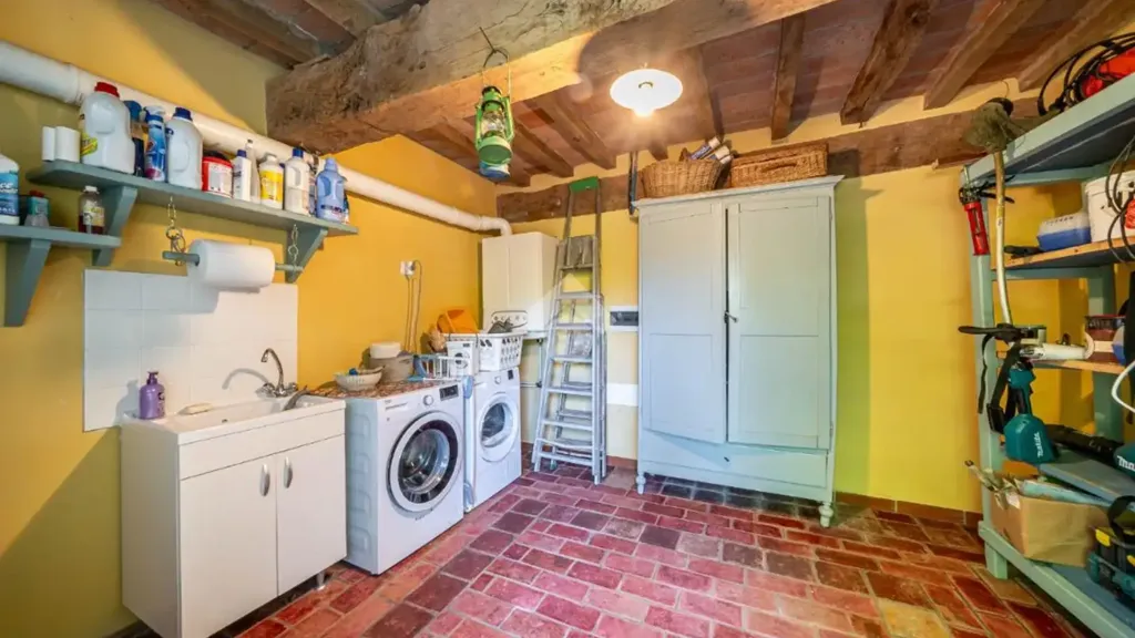 Buanderie - Restored Rustico with Garden in Serramazzoni