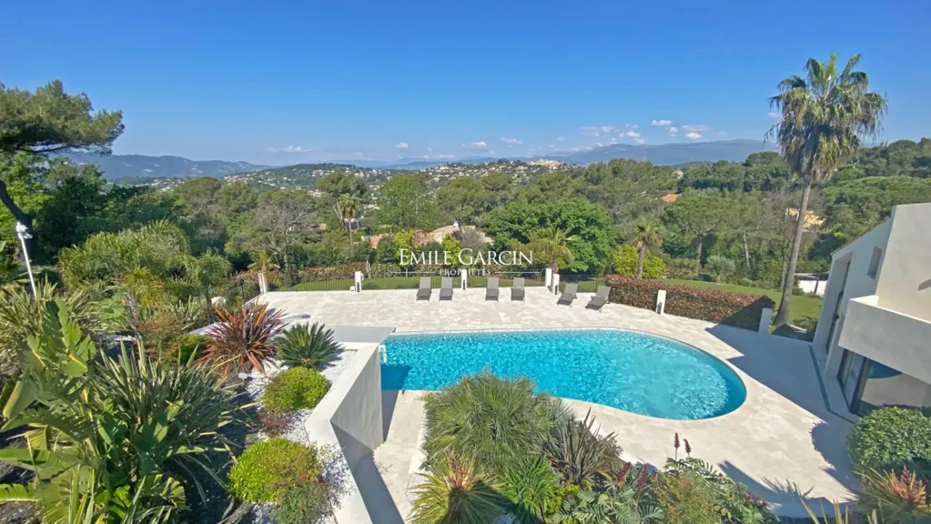 Vue aérienne - Propriété de Luxe avec Vue sur Mougins