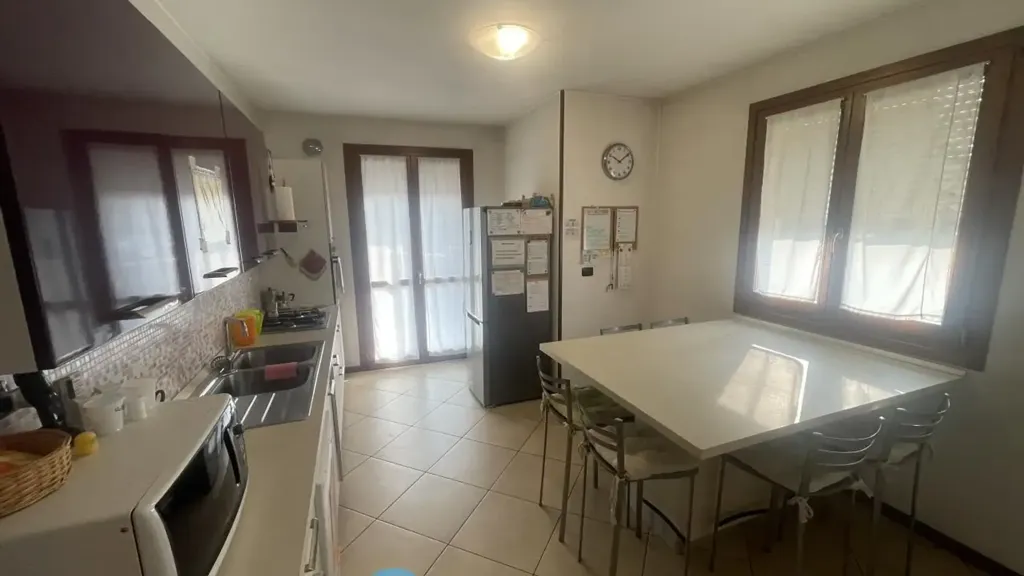 Salle à manger - Quadrifamiliare Villa with Terraces in Noventa Padovana