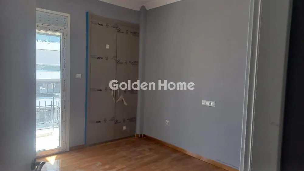 Toad - Bright Apartment with Mountain View in Petroupoli Centre