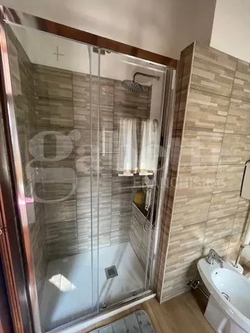 Salles de bain - Renovated Flat with Double Aspect in Milan