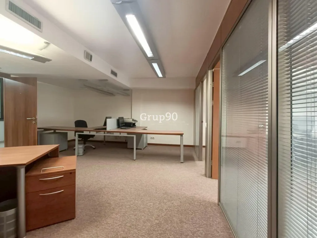 Kabinet - Office with Reception in Lleida's Euroforum
