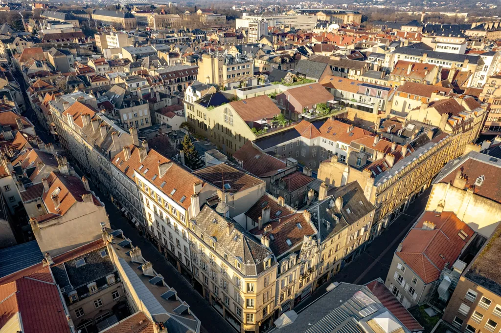 Vue aérienne - Programme Neuf Mixte avec Façade Historique à Metz